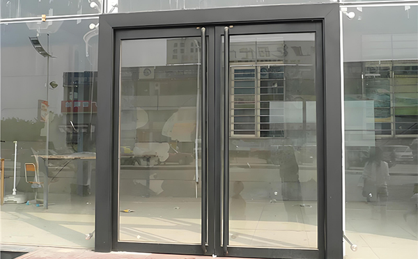 平利玻璃地弹门