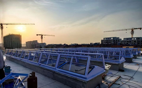 消防平利排烟窗工作原理