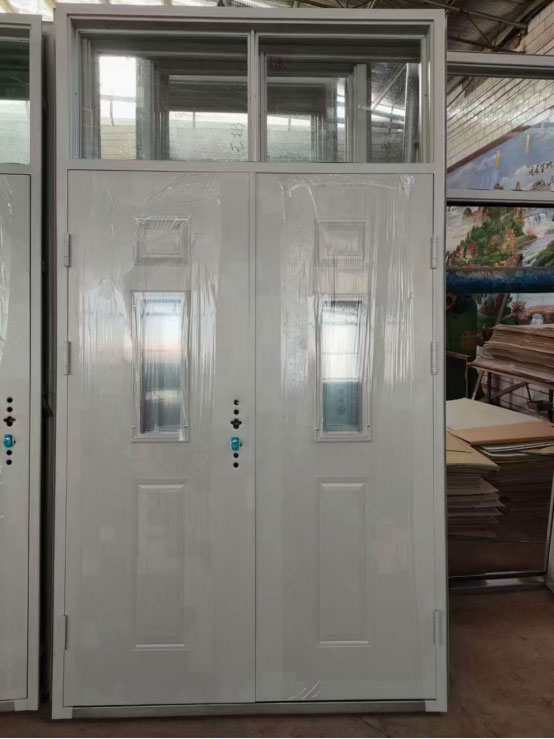 平利学校教室门 平利学校教室门