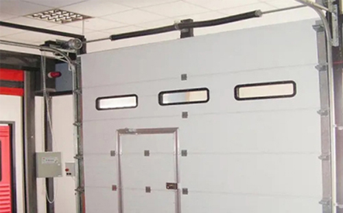 平利工业提升门的安装方法