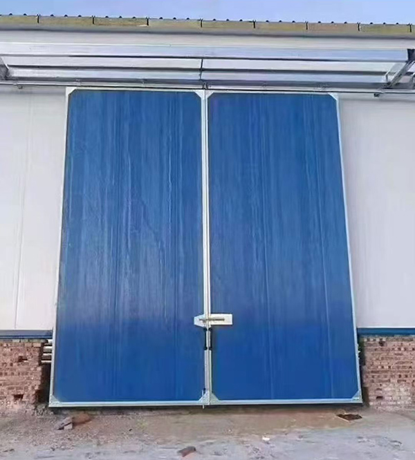 平利工业门在大型仓储物流通道中的应用实例